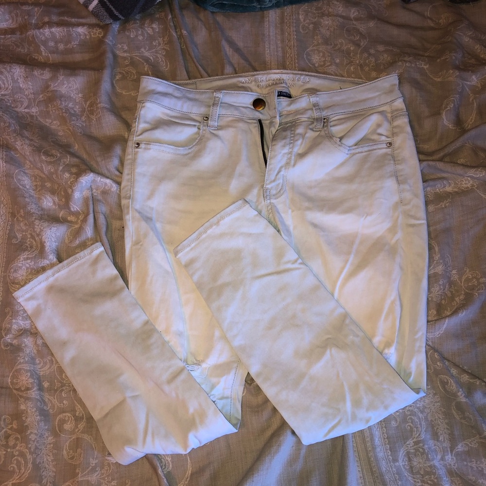 2/$30 American Eagle Light Wash Skinny Jeans